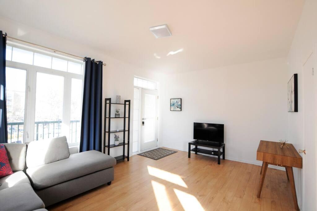 Le 1808 - Spacieux Avec Balcon - Nord De Quebec Apartamento Exterior foto